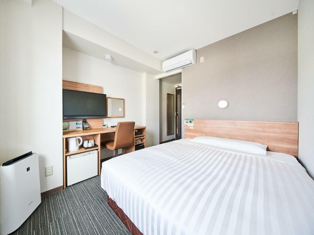 Super Mihara Ekimae Hotel